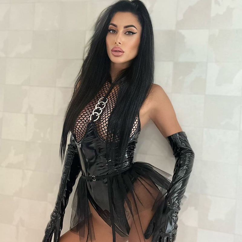 BODY EN CUIR AVEC JUPE JARETTELLES
