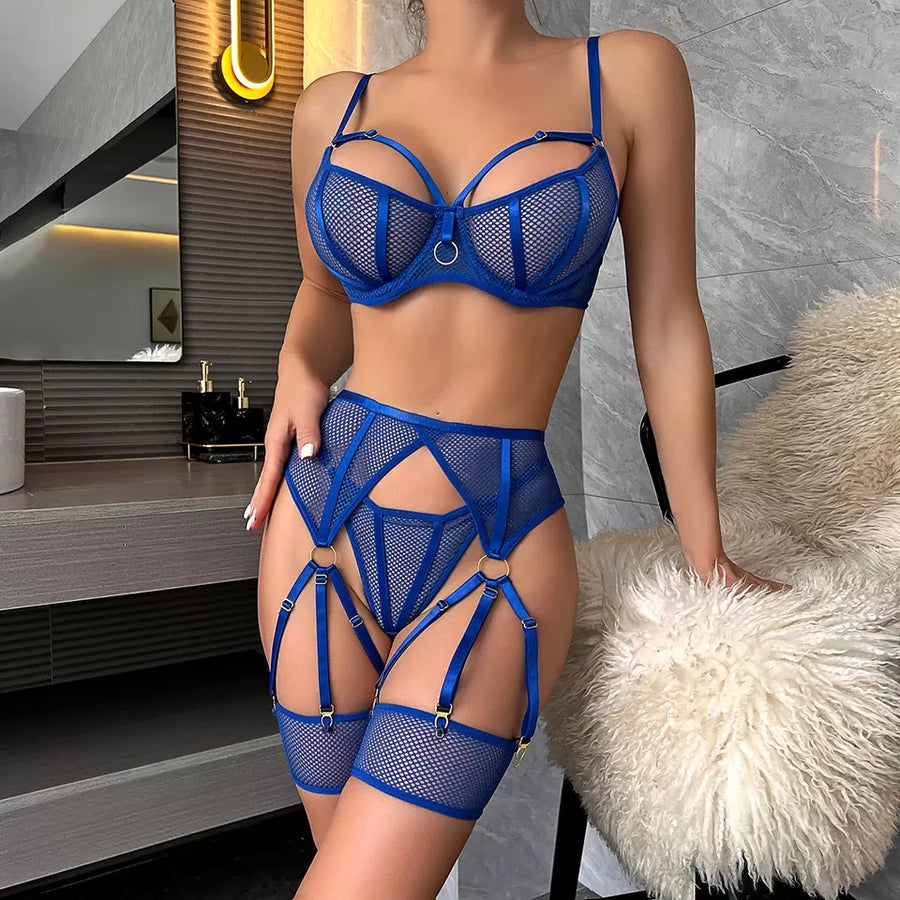 KNITTED LINGERIE SET