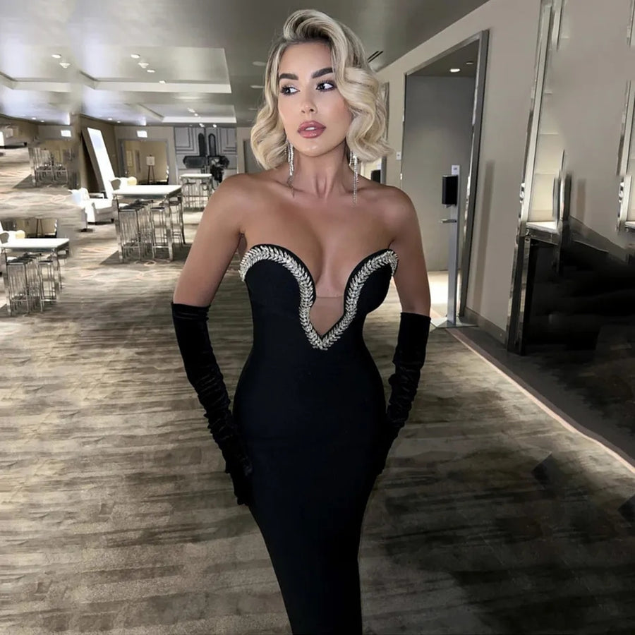 STRAPSLESS BANDAGE DRESS